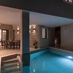 Luxury 3 With Private Pool, Jacuzzi And Gym By The On Ciovo - Okrug Donji Villa