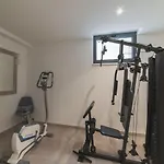 Villa Luxury 3 With Private Pool, Jacuzzi And Gym By The On Ciovo - Okrug Donji *