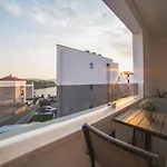Luxury 3 With Private Pool, Jacuzzi And Gym By The On Ciovo - Okrug Donji