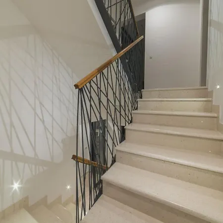 Villa Luxury 3 With Private Pool, Jacuzzi And Gym By The On Ciovo - Okrug Donji Trogir